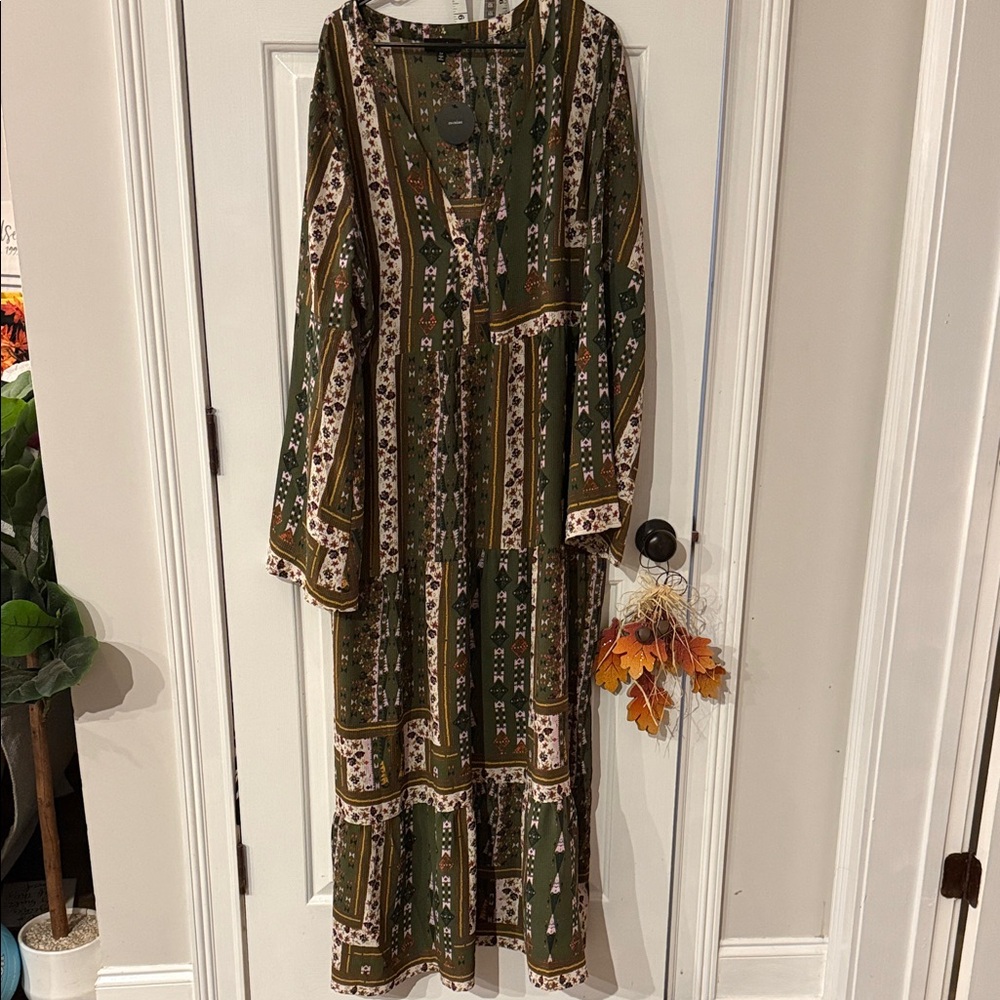Floral Green Maxi Dress
